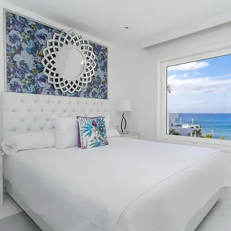 Lani's De Luxe - Adults Only 5*