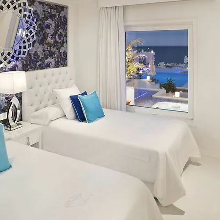 Lani's De Luxe - Adults Only 호텔 5*